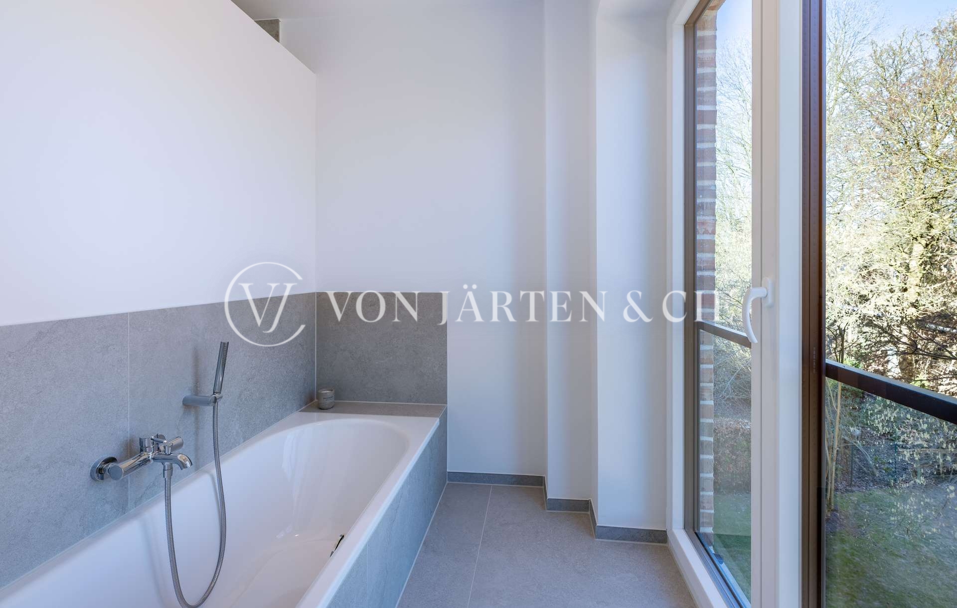 VON JÄRTEN & CIE
