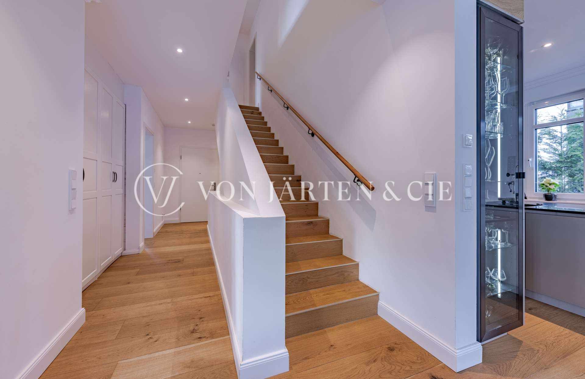 Treppe zum Obergeschoss